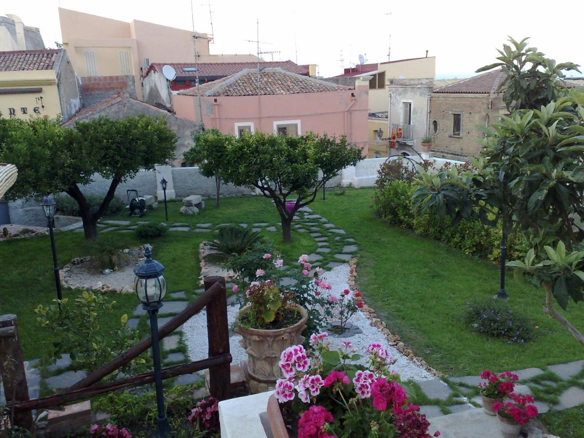 L'Antico Borgo Bed & Breakfast Милацо Екстериор снимка