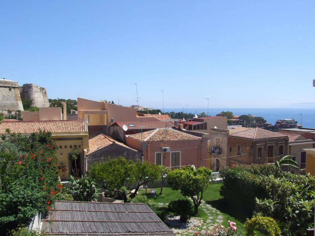 L'Antico Borgo Bed & Breakfast Милацо Екстериор снимка